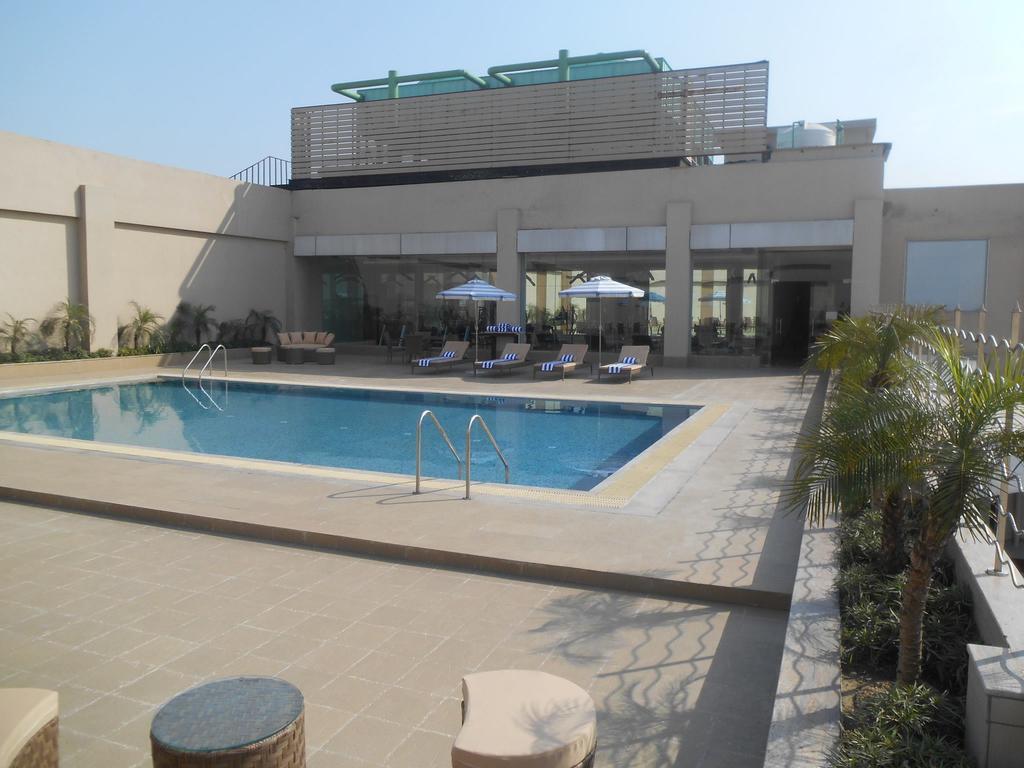 Country Inn & Suites By Radisson, Meerut Exterior photo