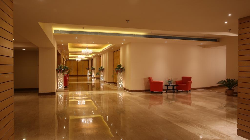 Country Inn & Suites By Radisson, Meerut Exterior photo