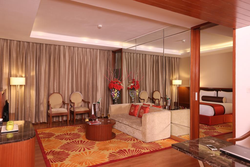 Country Inn & Suites By Radisson, Meerut Exterior photo